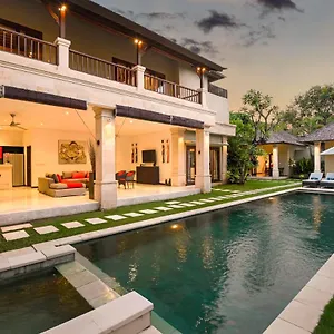 Zanissa , Seminyak (Bali) Indonesia